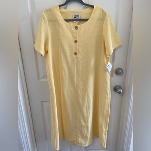 Brand New Lori by Am casuals yellow medium dress